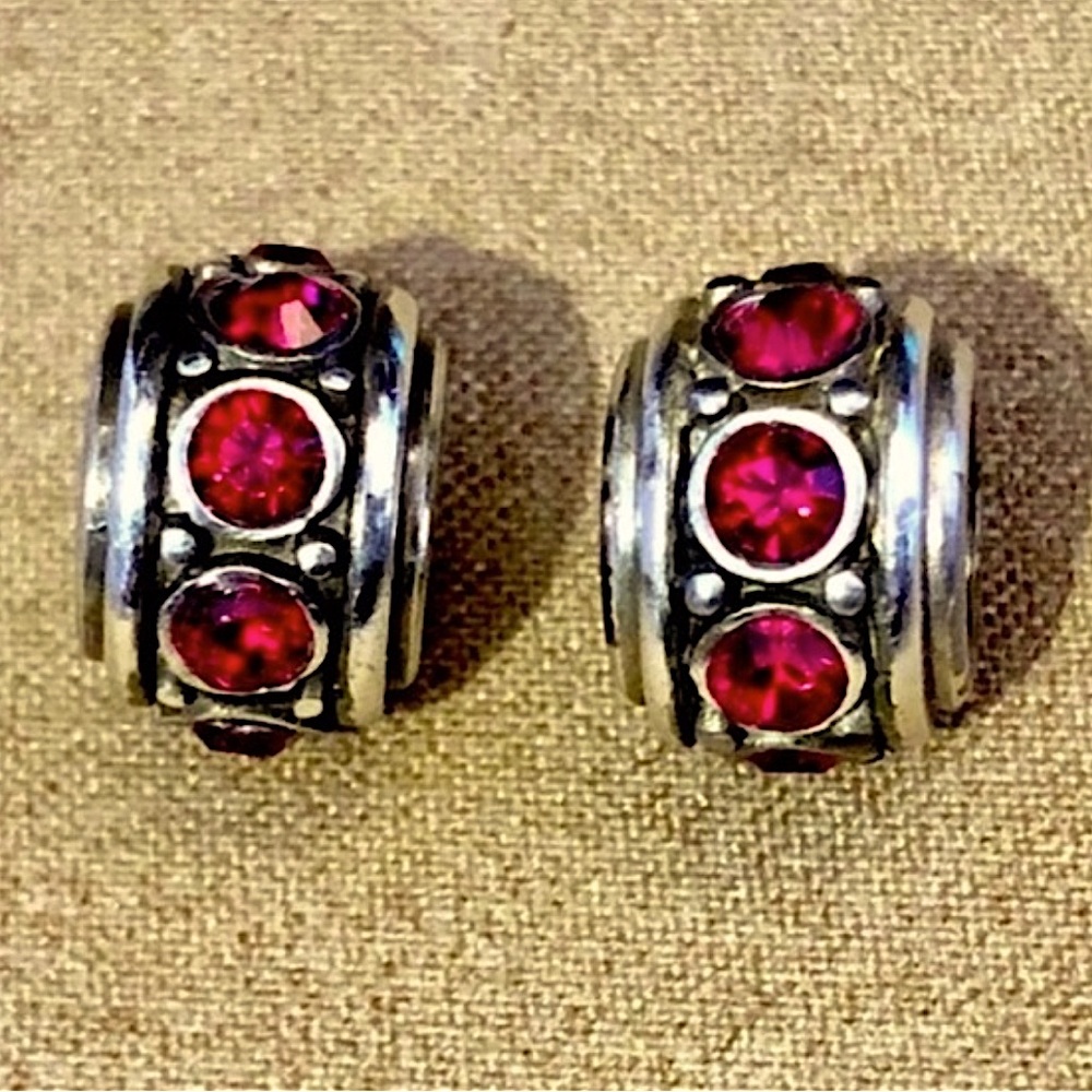 🆕Listing Two Brighton Glam Spacers in Ruby red Silver w. round crystals Retired